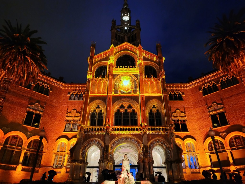 Foto: Luces en el hospital de Sant Pau - Barcelona (Cataluña), España