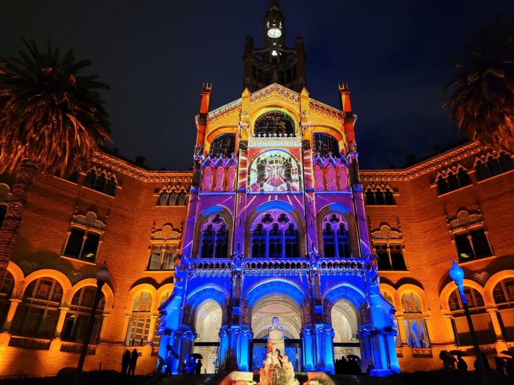Foto: Luces en el hospital de Sant Pau - Barcelona (Cataluña), España