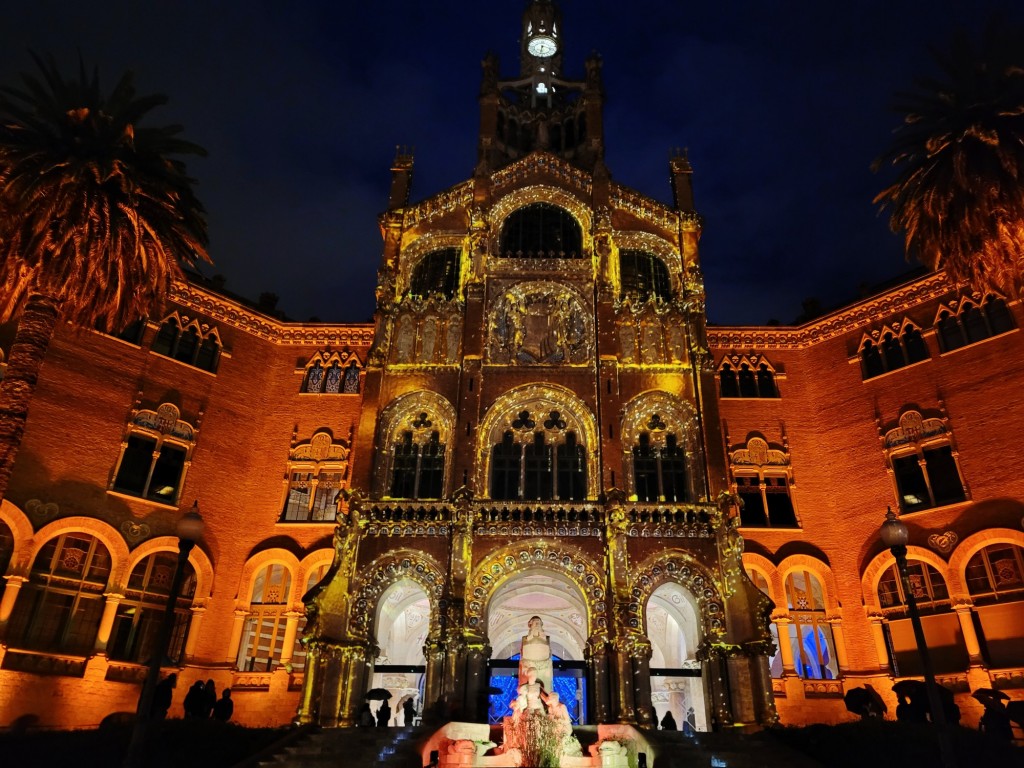 Foto: Luces en el hospital de Sant Pau - Barcelona (Cataluña), España