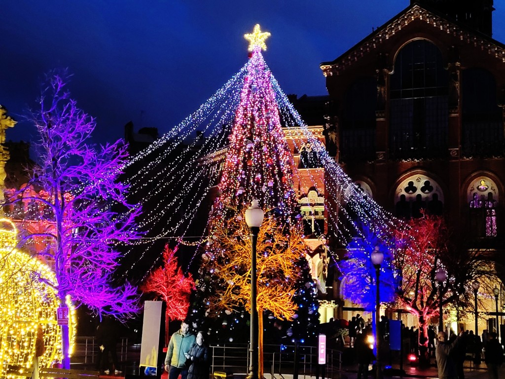 Foto: Luces en el hospital de Sant Pau - Barcelona (Cataluña), España
