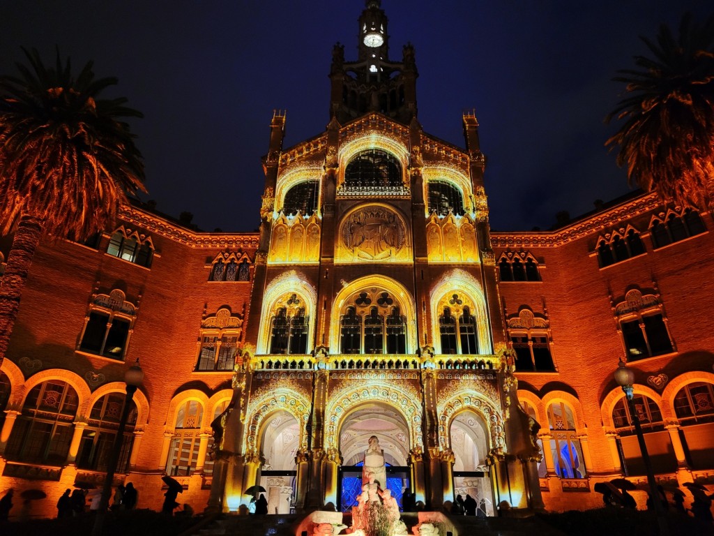 Foto: Luces en el hospital de Sant Pau - Barcelona (Cataluña), España