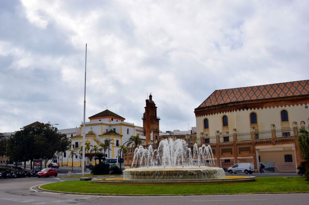 Foto: Fuente Plaza Sevilla - Cádiz (Andalucía), España