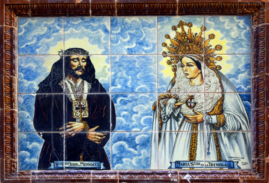 Foto: Cerámica de Jesús de Medinaceli y Maria Santíma Trinidad - Cádiz (Andalucía), España