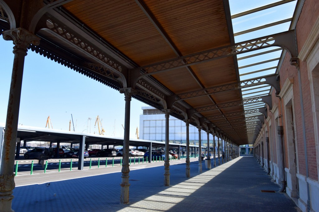 Foto: Aledaños a Renfe - Cádiz (Andalucía), España