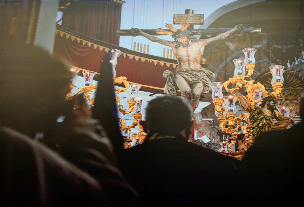 Foto: Exposición fotográfica al áire libre sobre la pasión de la Semana Santa - Cádiz (Andalucía), España