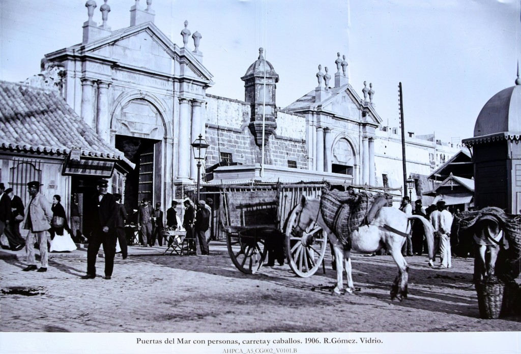 Foto: Puertas del Mar. Año 1.906 - Cádiz (Andalucía), España