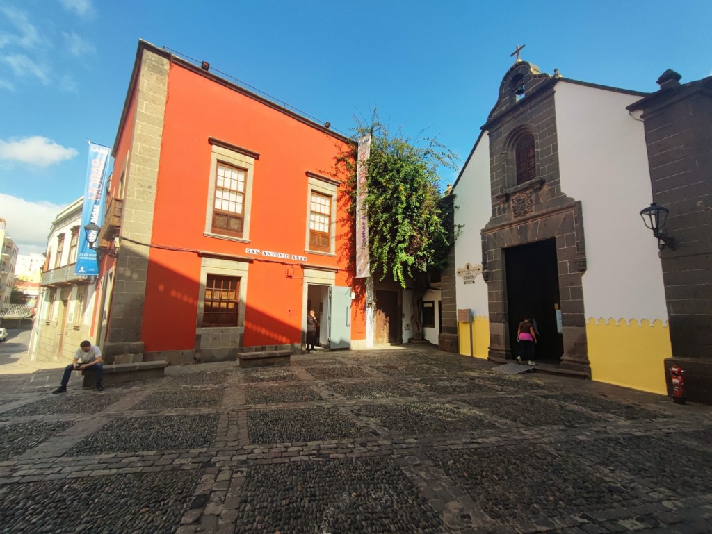 Foto: Plaza y Ermita de San Antonio Abad - Las Palmas de Gran Canaria (Las Palmas), España