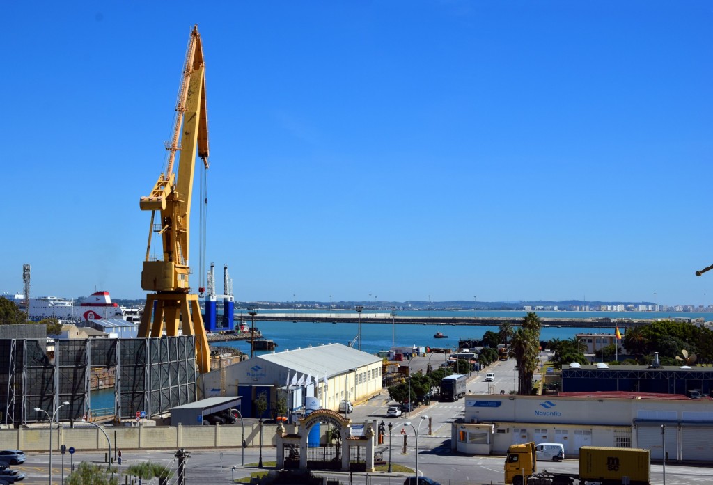 Foto: Enormes Gruas - Cádiz (Andalucía), España