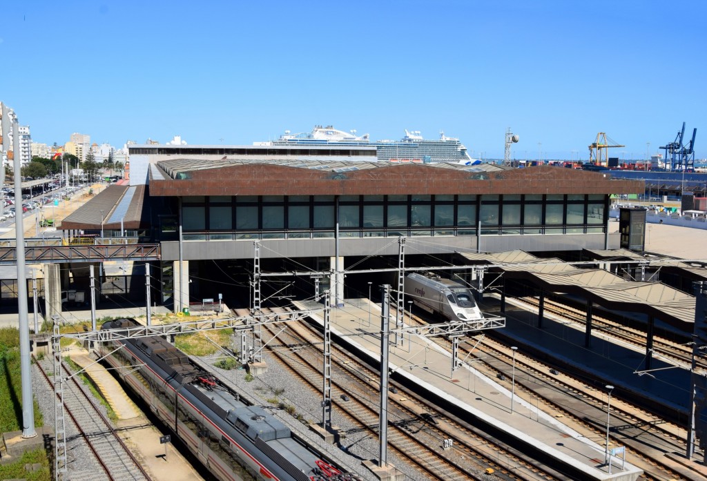 Foto: Estación Adif - Cádiz (Andalucía), España