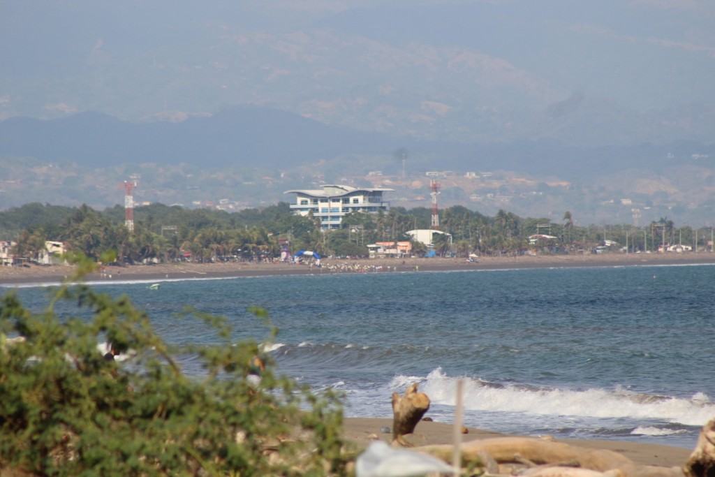 Foto de Playa central (Puntarenas), Costa Rica