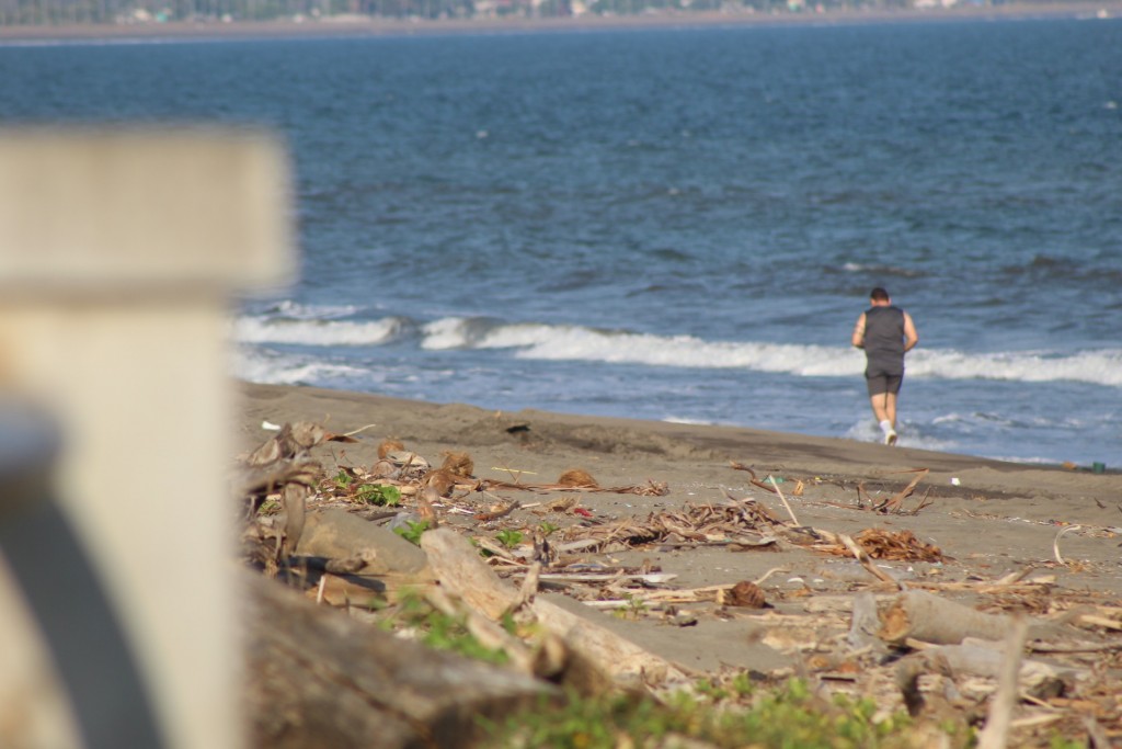 Foto de Playa central (Puntarenas), Costa Rica