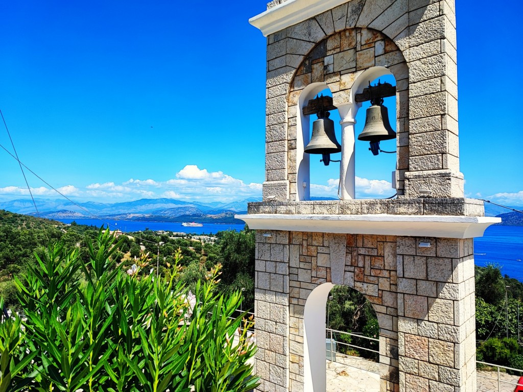 Foto: Ιερός Ναός Αγίου Κωνσταντίνου και Ελένης - Gimari (Ionian Islands), Grecia