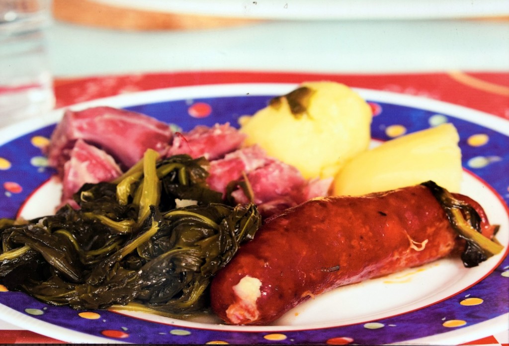 Foto: Chorizo patatas y verduras - Cádiz (Andalucía), España