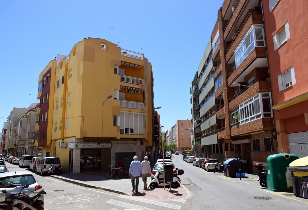 Foto: Esquina Calle Murillo y Pintor Zuloaga - Cádiz (Andalucía), España