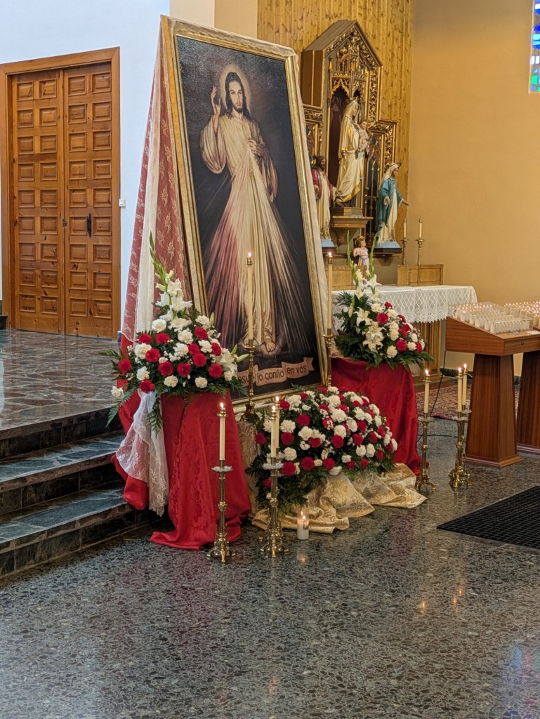 Foto: Fiesta de la Divina Misericordia 2026 - Parroquia de San Antonio (Zaragoza), España
