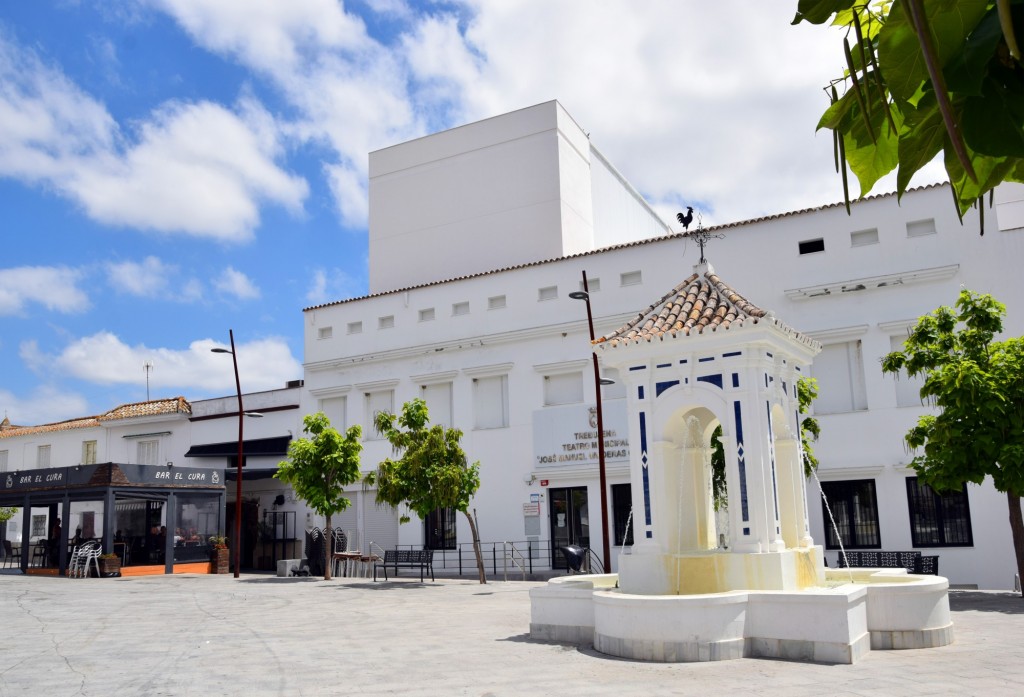 Foto: Plaza del Teatro - Trebujena (Cádiz), España