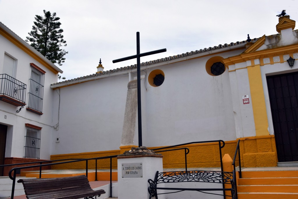 Foto: A todos los caidos por España - Carrión de los Céspedes (Sevilla), España