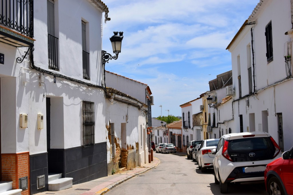 Foto: Calle Juán Ramón Jiménez - Carrión de los Céspedes (Sevilla), España