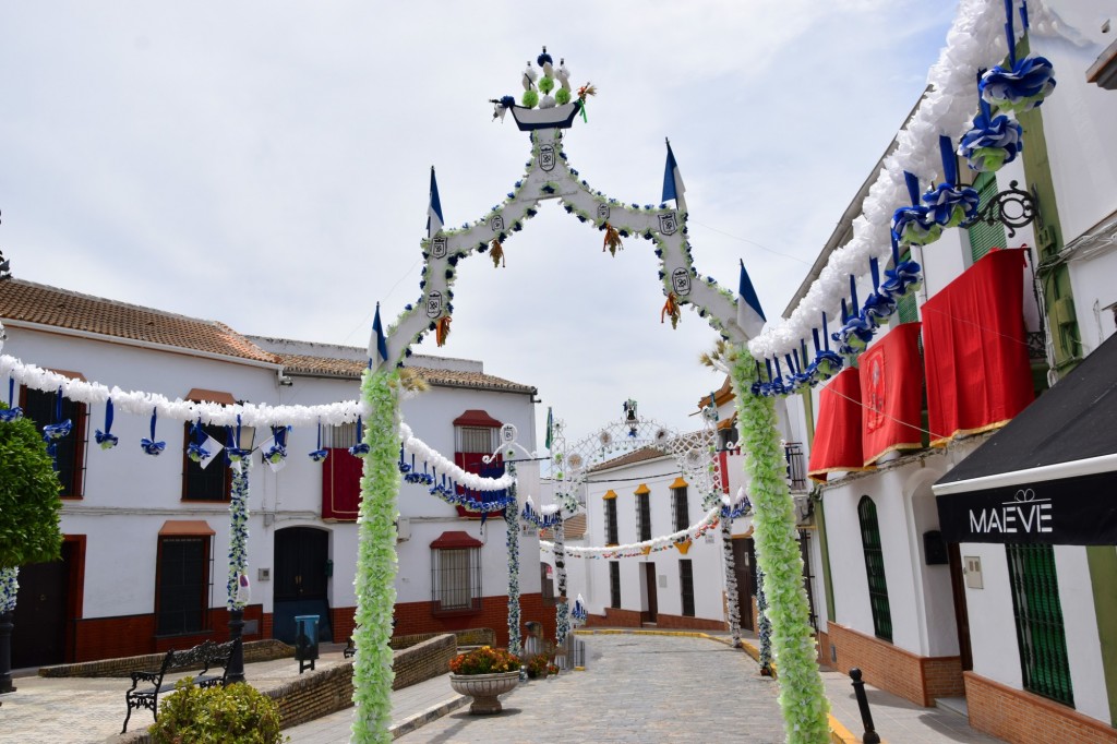 Foto: Plaza Constitución - Carrión de los Céspedes (Sevilla), España