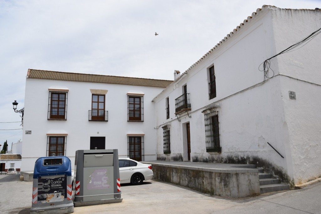 Foto: Plaza J. Ramón Jiménez - Castilleja del Campo (Sevilla), España