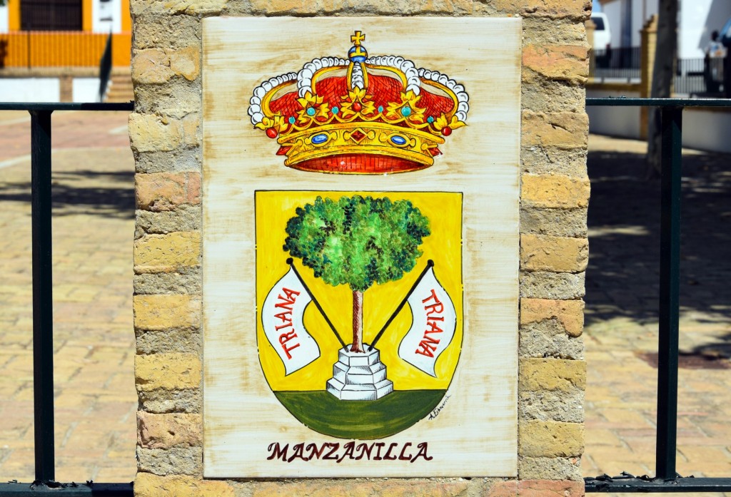 Foto: Escudo de Manzanilla - Chucena (Huelva), España