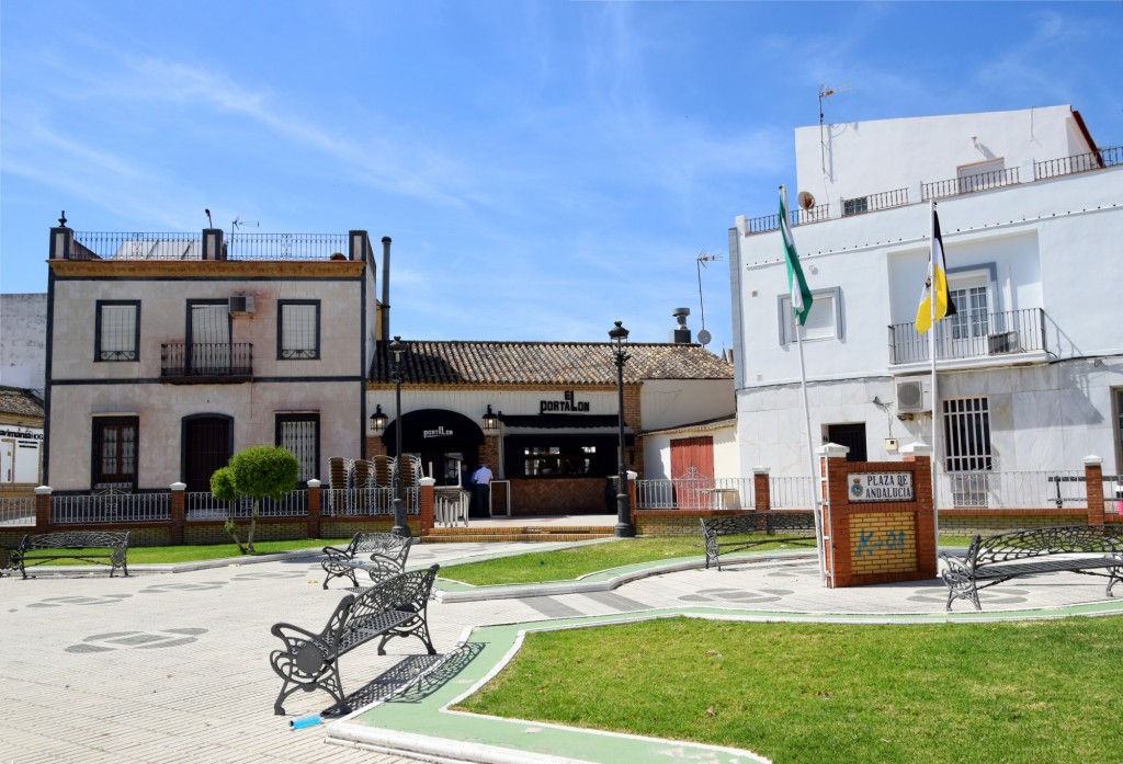 Foto: Plaza de Andalucía - Escacena del Campo (Huelva), España