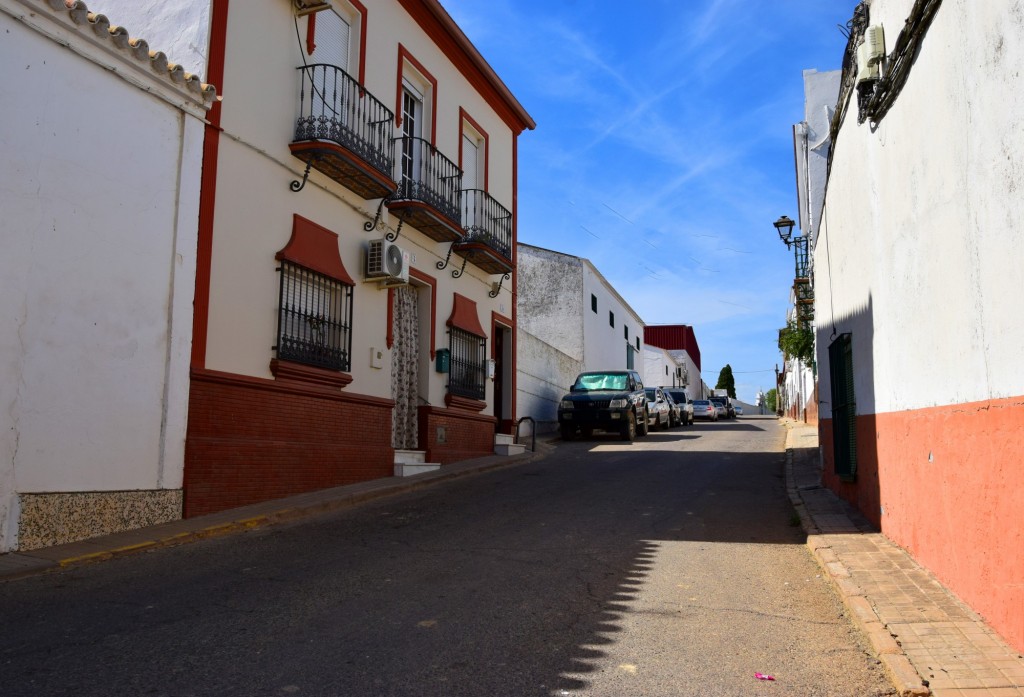 Foto: Calle Virgen de las Virtudes - Paterna del Campo (Huelva), España