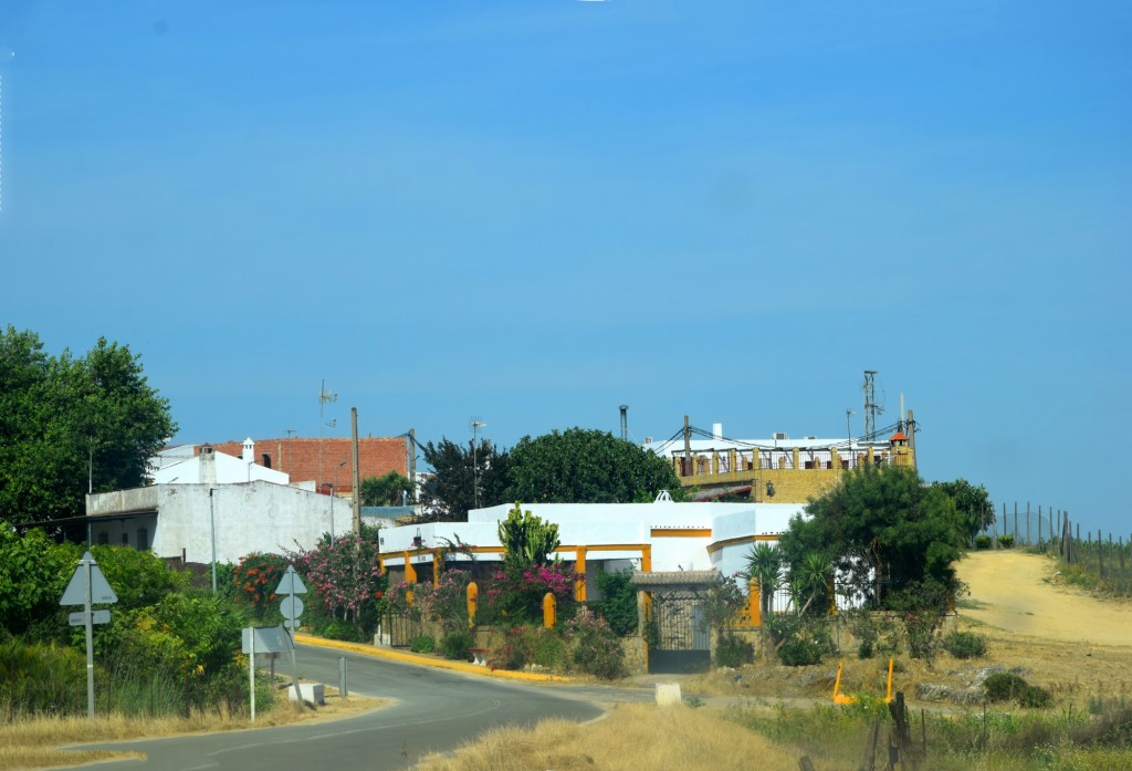 Foto: Entrada a la Aldea - Aldea de Tujena (Huelva), España