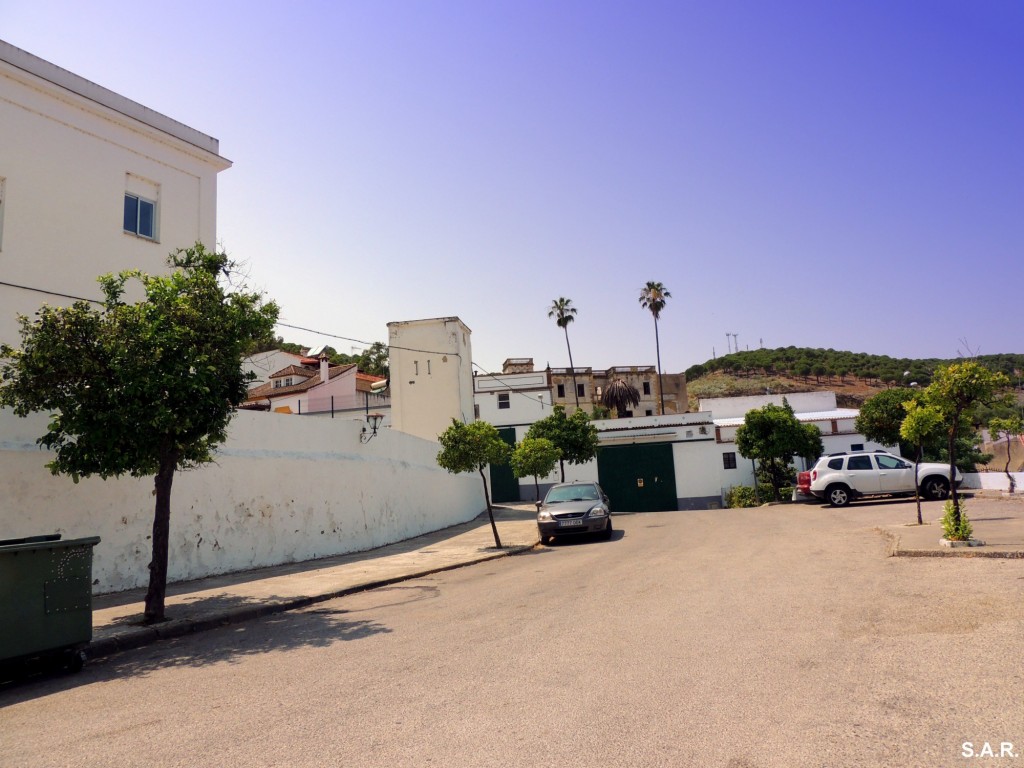 Foto: Plaza Maestro José de la Vega del Barrio - Bornos (Cádiz), España