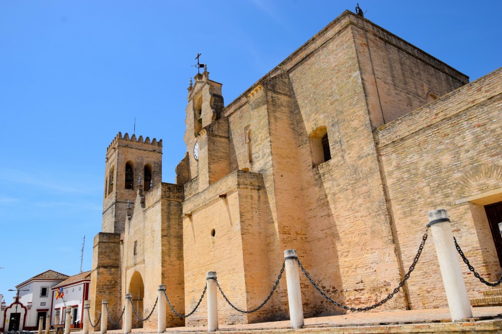 Foto: Iglesia Fortaleza San Bartolomé - Villalba del Alcor (Huelva), España