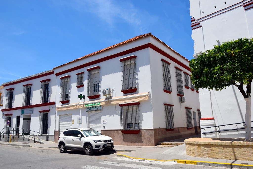 Foto: Farmacia Lda. Mª. Luisa Moreno - Villalba del Alcor (Huelva), España