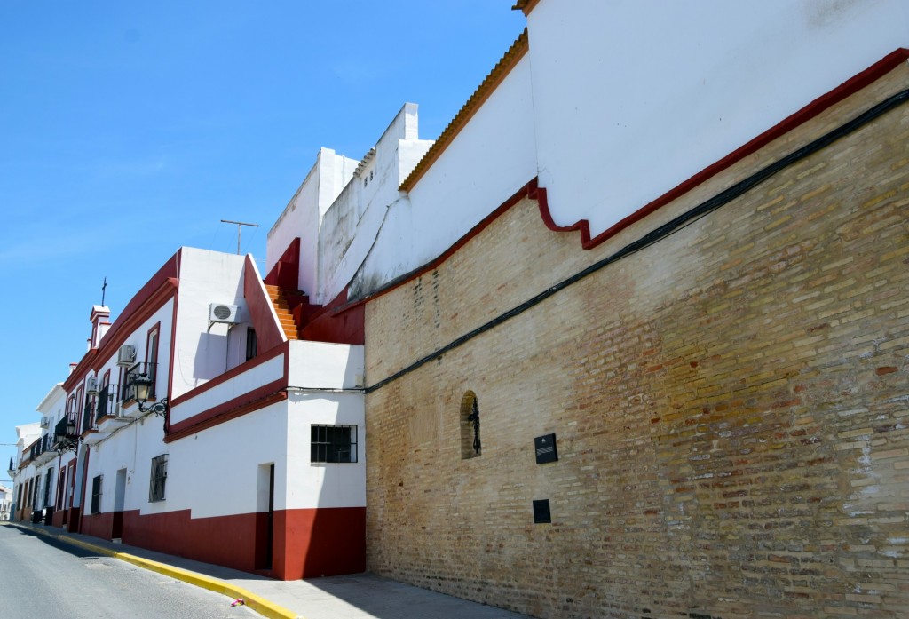 Foto: Antigua pared del Convento San Juan Bautísta - Villalba del Alcor (Huelva), España