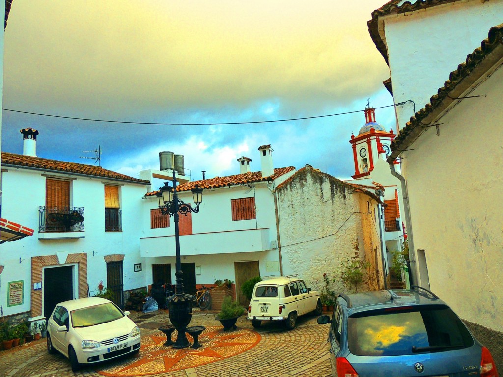 Foto: Plazoleta del Cabildo - Benarrabá (Málaga), España