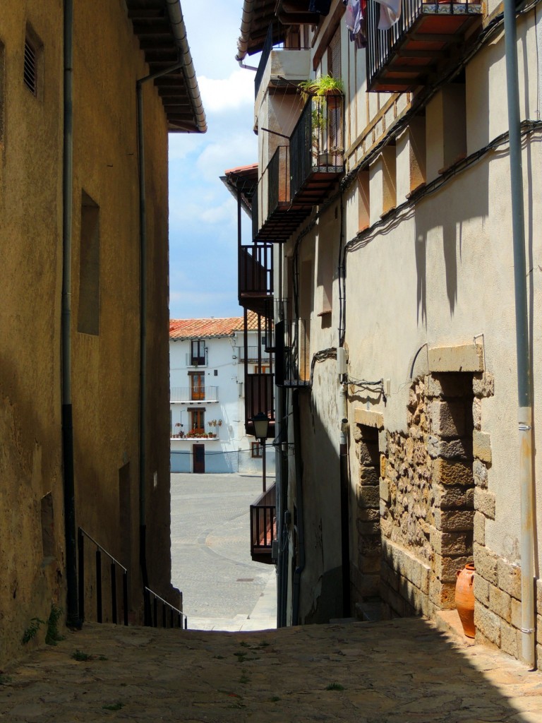 Foto: Calle a la Plaza - Morella (Castelló), España