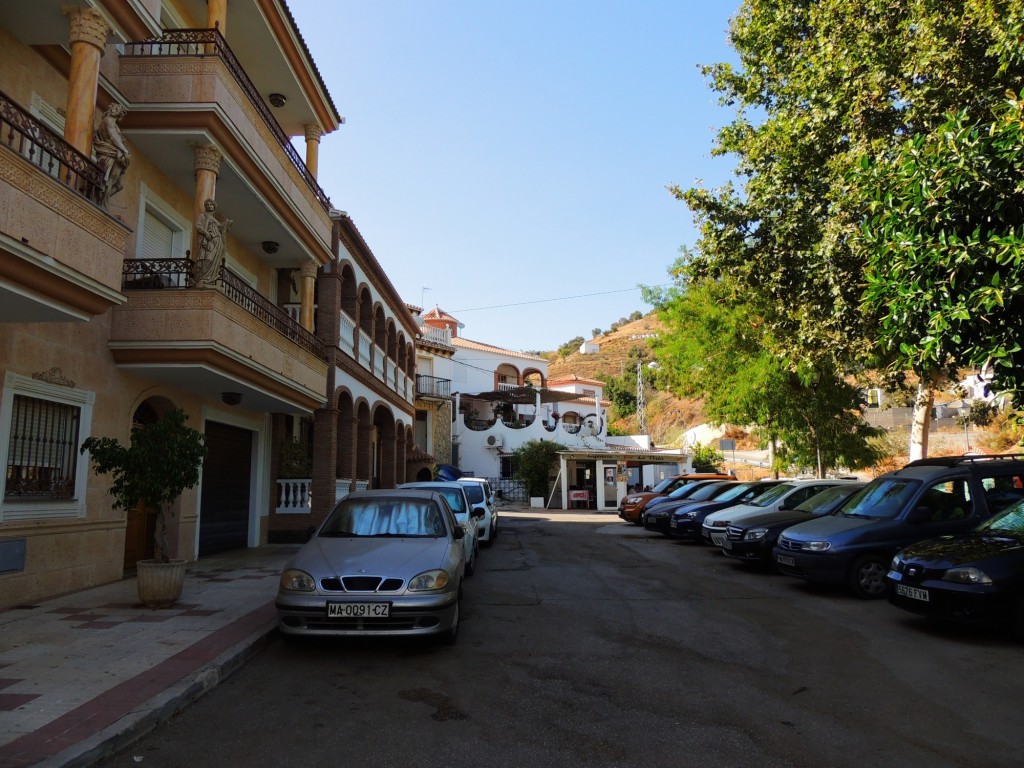 Foto: Calle Alcalde Pedáneo Onofre Marfil Mejías - Cajiz (Málaga), España