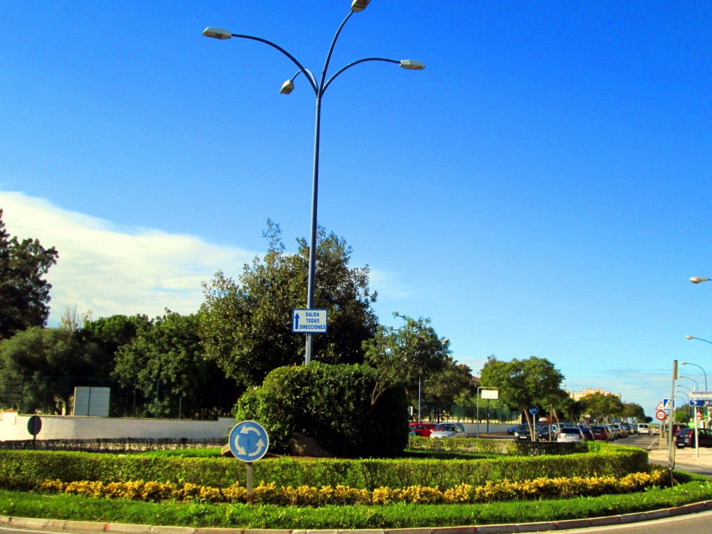 Foto: Rotonda enla Constitución - San Fernando (Cádiz), España
