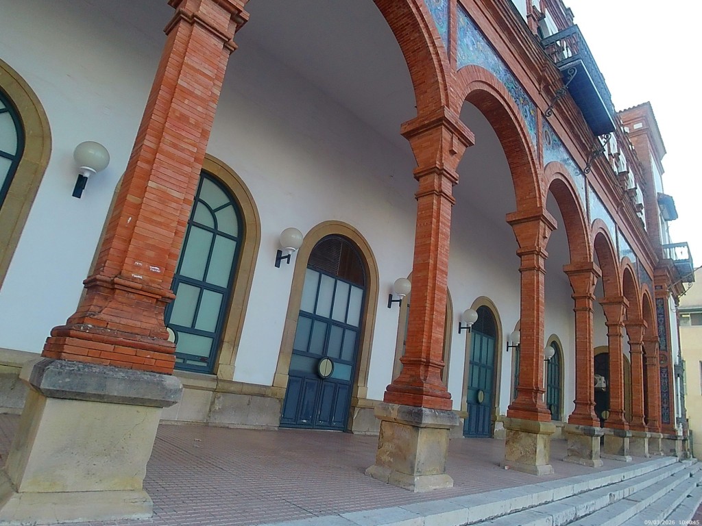 Foto: Edificio Renfe - Jeréz de la Frontera (Cádiz), España