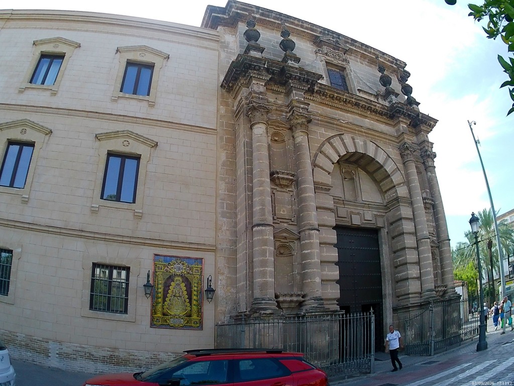 Foto: Santo Domingo y Retablo Virgen del Rocio - Jeréz de la Frontera (Cádiz), España