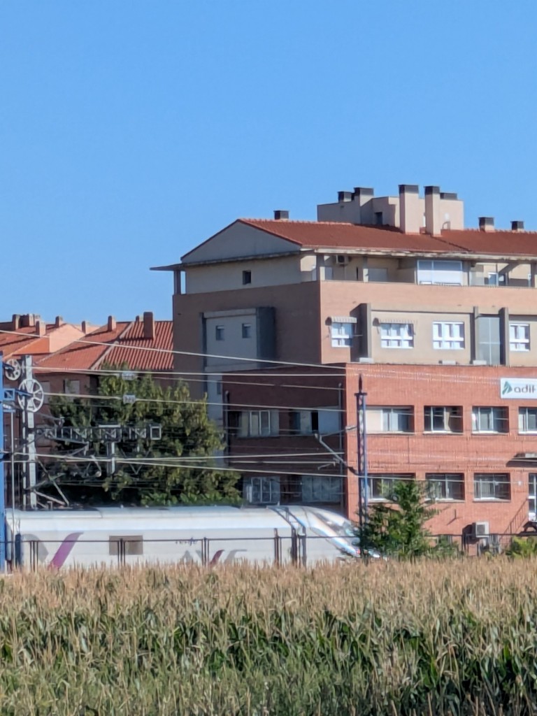 Foto: AVE - Calatayud (Zaragoza), España