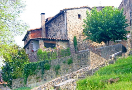 Foto de Santa Pau (Girona), España