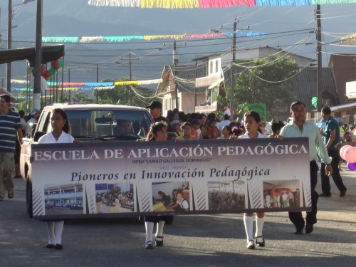 Foto: Escuela de Aplicación Pedagógica - Shell (Pastaza), Ecuador