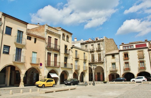 Foto: Plaza Mayor - Amer (Girona), España