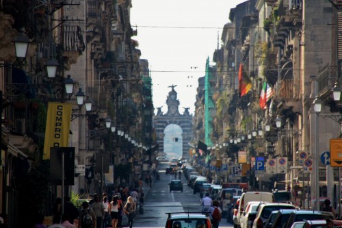 Foto: Via Garibaldi - Catania (Sicily), Italia