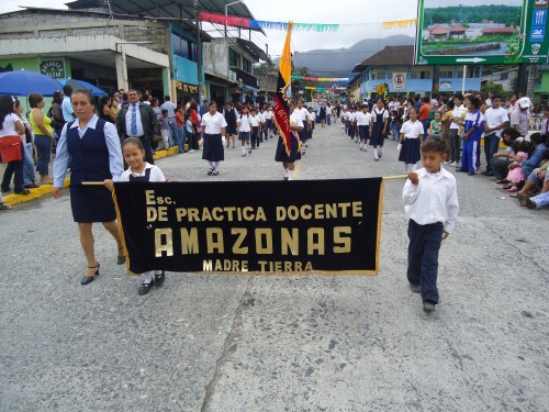 Foto: Instituciones rindiendo pleitesía a Mera - Mera (Pastaza), Ecuador