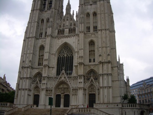 Foto: Puerta de la Catedral - Bruselas, Bélgica