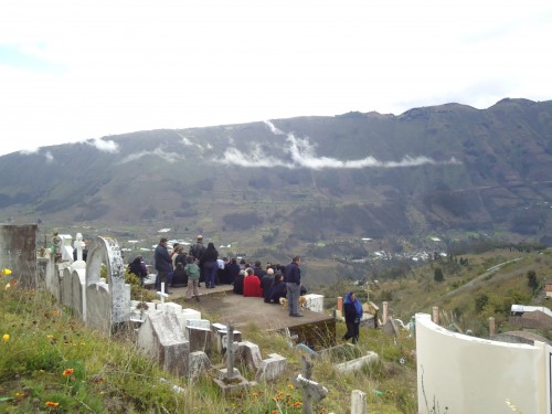 Foto: El sementerio - Bayushig (Chimborazo), Ecuador