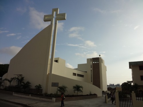 Foto: Iglesia - San Vicente (Manabí), Ecuador