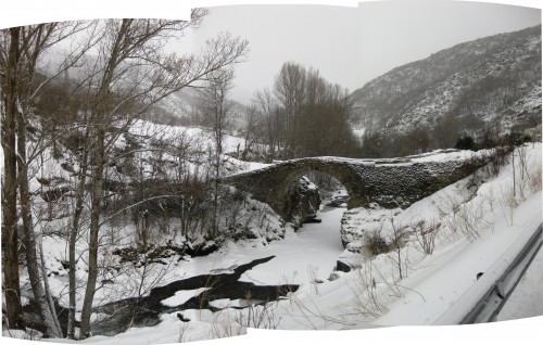 Foto: Pont d'Alós a l'hivern - Alós d'sil (Lleida), España
