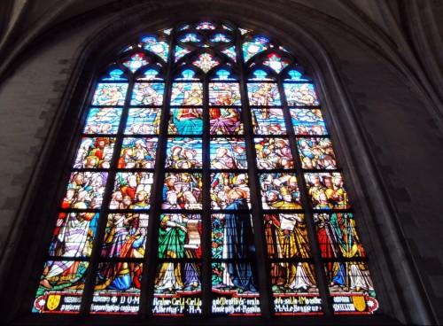 Foto: Vitrales. Onze Lieve Vrouwekathedraal - Antwerpen (Flanders), Bélgica