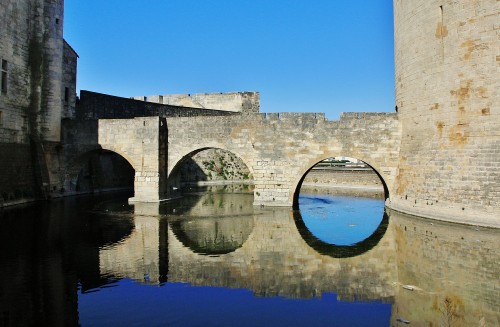 Foto: Entrada a la ciudad amurallada - Aigues-Mortes (Languedoc-Roussillon), Francia